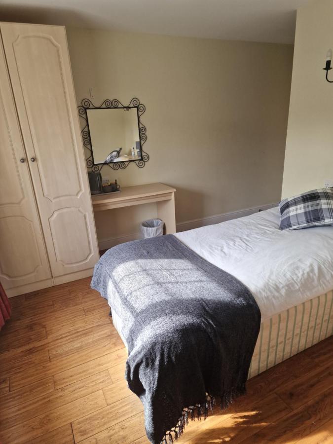 The Stowey Arms Bed & Breakfast Ексетър Екстериор снимка